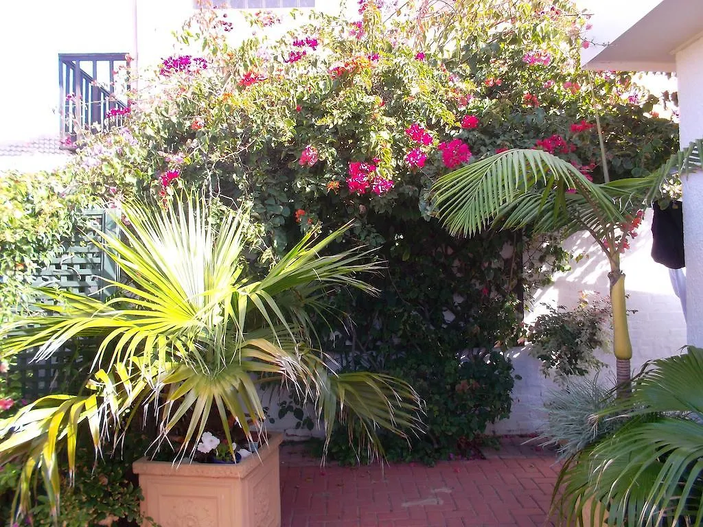 At Sta-Plus Guest House Port Elizabeth