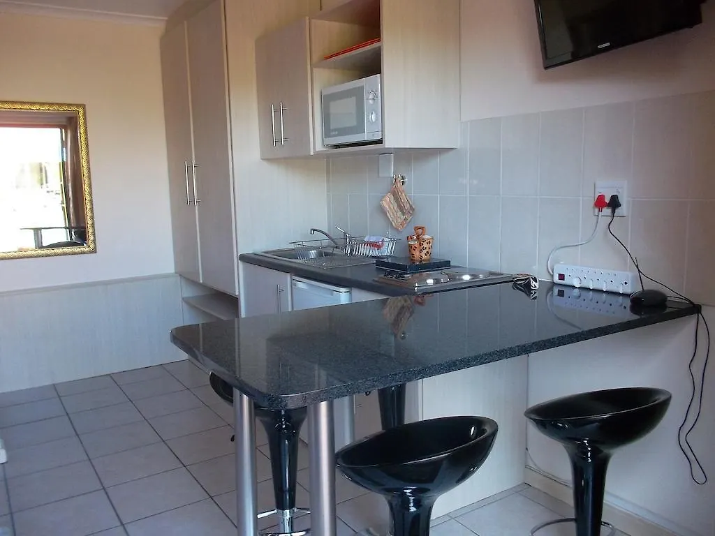 At Sta-Plus Guest House Port Elizabeth 3*,
